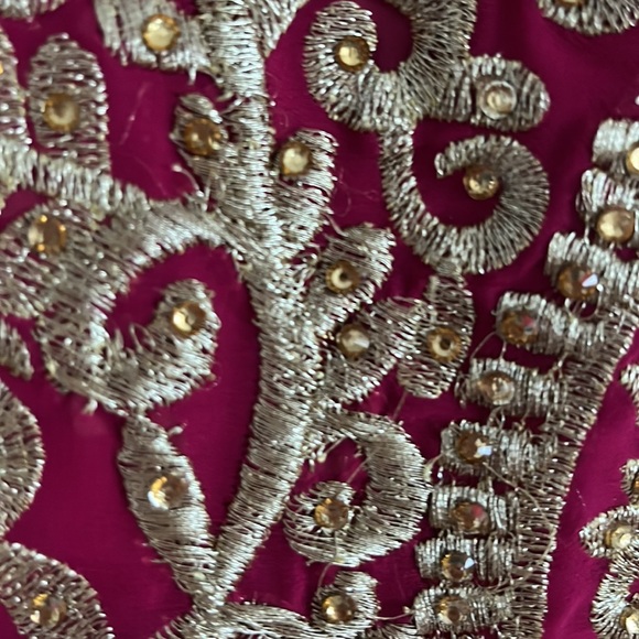 Traditional Indian Heavily embroidered salvar suit with saree scarf size S - Picture 3 of 10